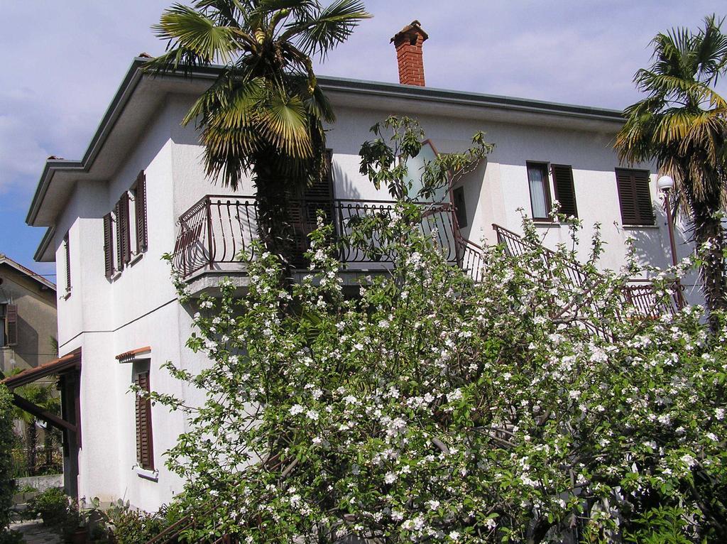 Apartments Villa Ida Abbazia Esterno foto
